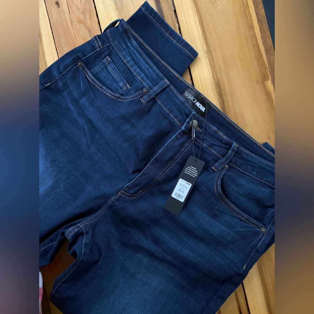 Control Curvy Stretch Skinny Jeans